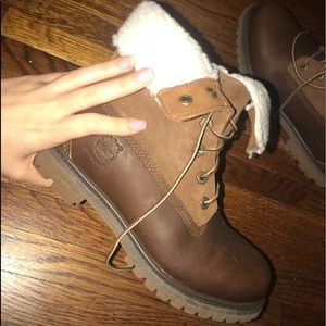 brown waterproof timberland boots!!!!